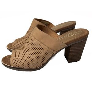 TOMS Majorca Womens Peep Toe Mule Sandal Sandstorm Nubuck Heel Size 8